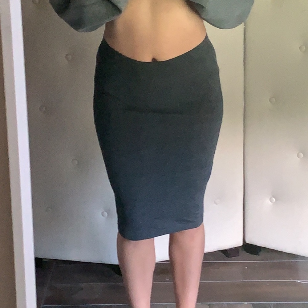 Dark gray bodycon pencil skirt